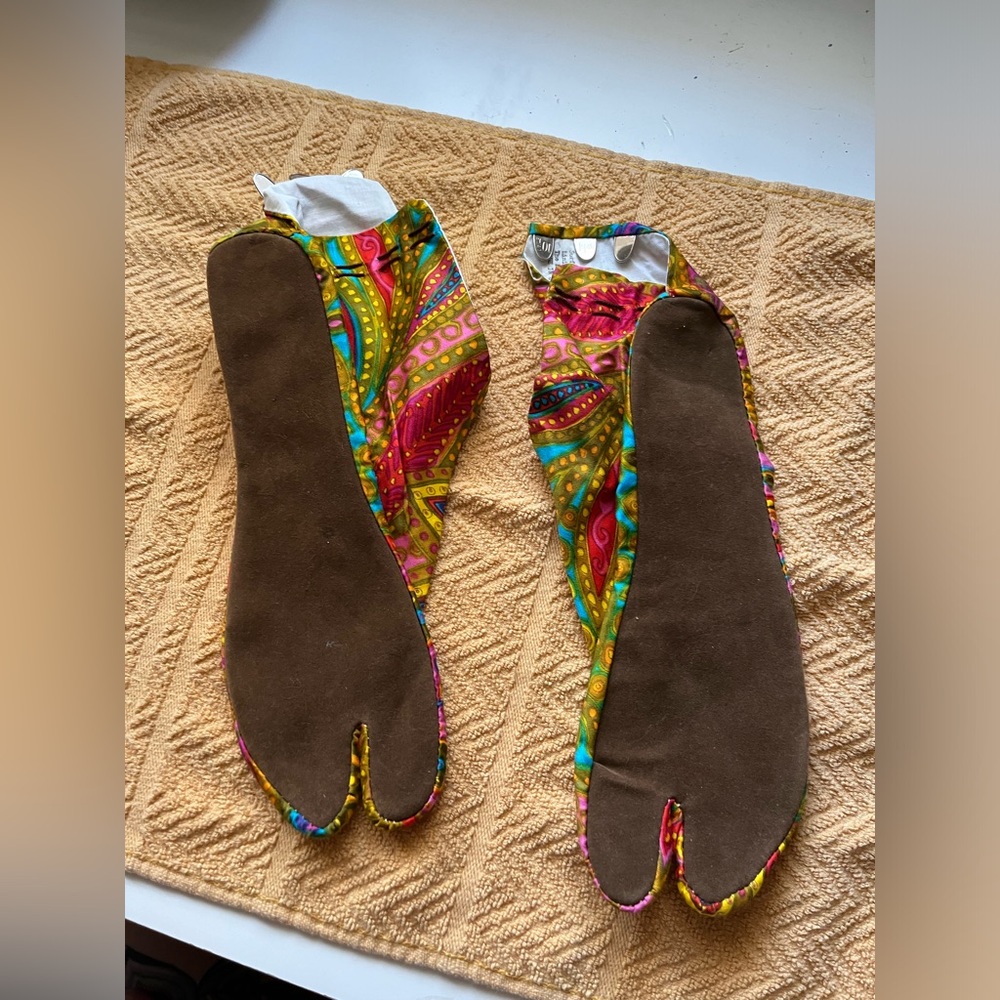 1960’s Tabi socks from Japan (RARE) - Picture 2 of 10